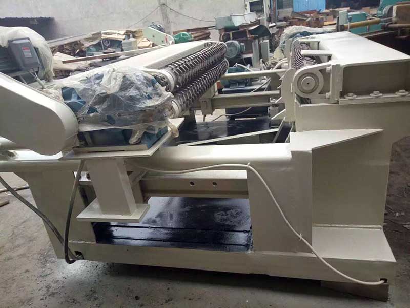 new model Log debarker have hign production efficiency