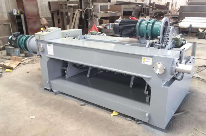 new model core veneer peeling machine