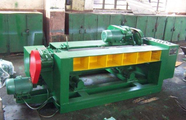How to adjust the parameters of card free rotary cutting machine