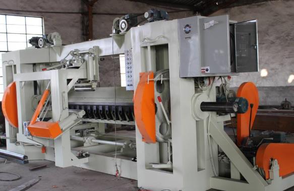 How to use the plywood machine veneer peeling machine correctly to reduce wear