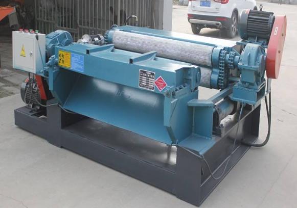 What skills does the manufacturer of veneer rotary cutting machine have