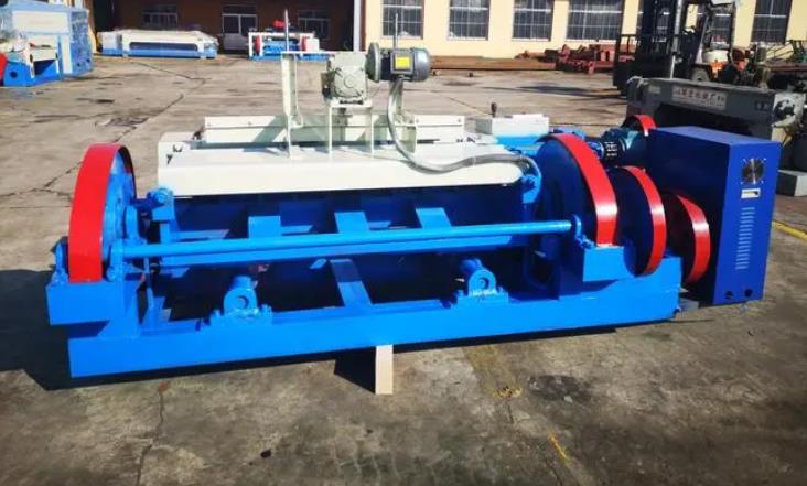 Causes and Solutions of Un neat Peeling of Rotary Cutting Machine