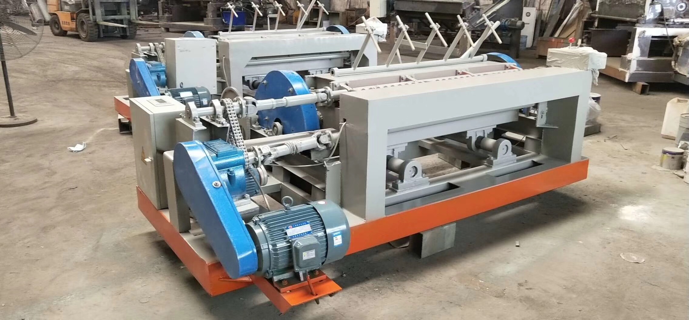 The Production Process of Peeling Veneer