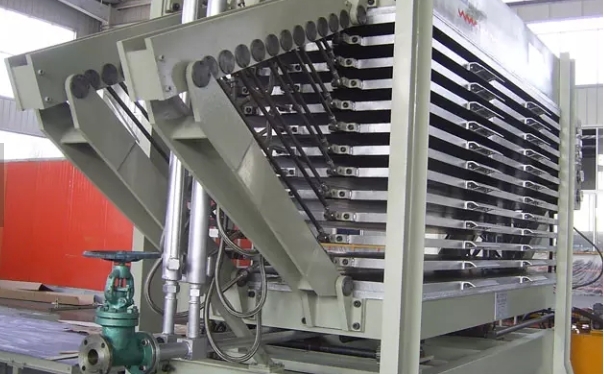 A Sharp Tool for Plywood Processing: High Performance Drying Machine Equipment